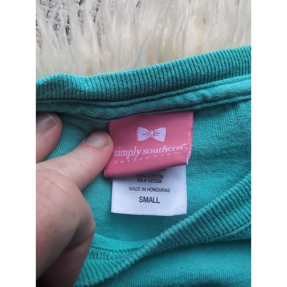 Simply Southern "Hang with my Dog" Sea Glass Green Long Sleeve Tee Small Floral - Picture 8 of 10